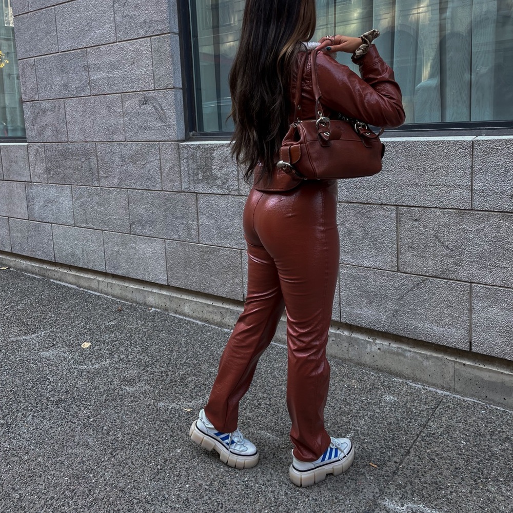 ARITIZIA MATCHING SET